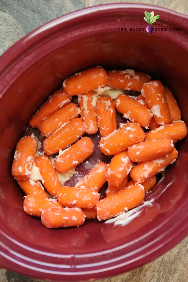 Cinnamon Carrots in Brown Sugar Glaze (Slow Cooker Recipe)