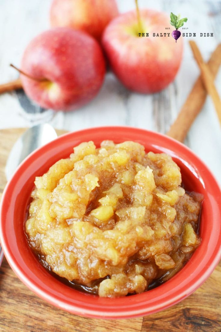 Homemade Applesauce with Cinnamon