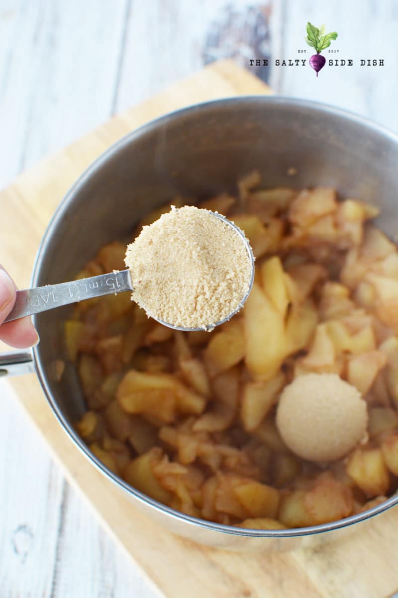 4 Ingredient Homemade Cinnamon Applesauce on Stove Top