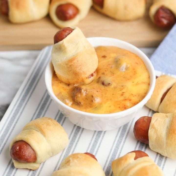 Mini Pigs in a Blanket with Chili Cheese Dip Recipe Salty Side Dish