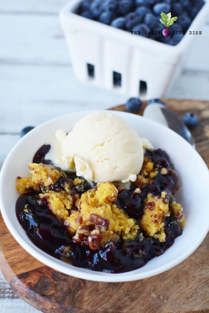 Crock Pot Blueberry Dump Cake with Pie Filling