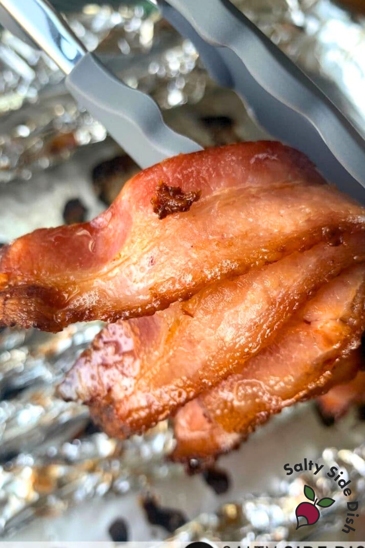 how to cook bacon in the oven on 400 degrees.