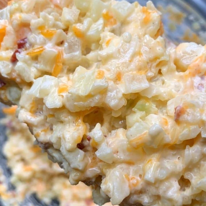 Loaded Riced Cauliflower with Cheese and Bacon