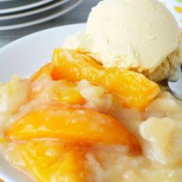 amazing sweet peach cobbler dump cake