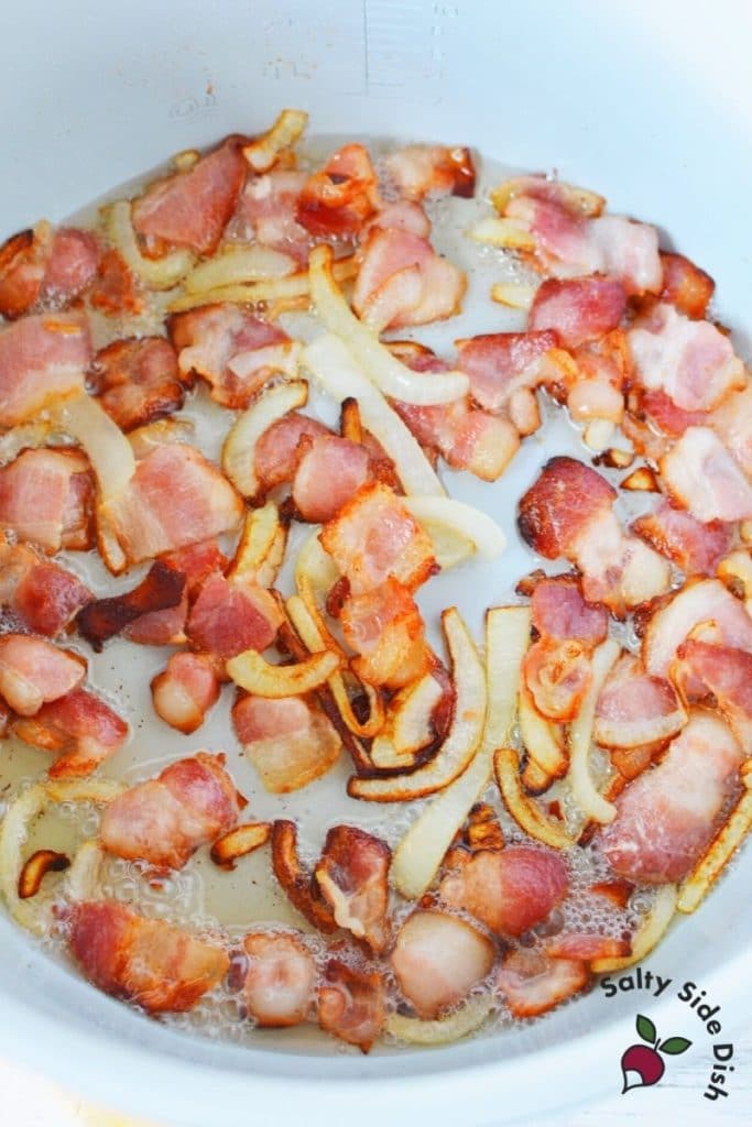 Ninja Foodi Green Beans and Bacon Salty Side Dish