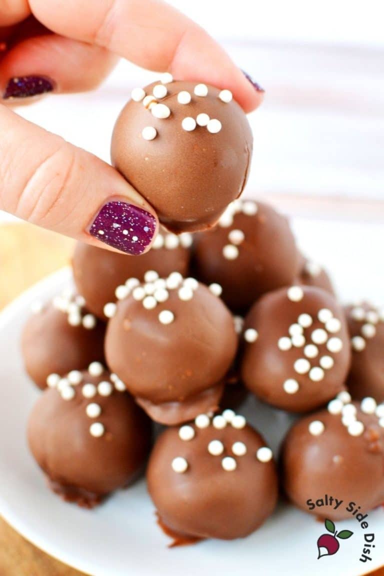 Red Velvet Cake Balls with Cream Cheese &amp; Mini Chocolate