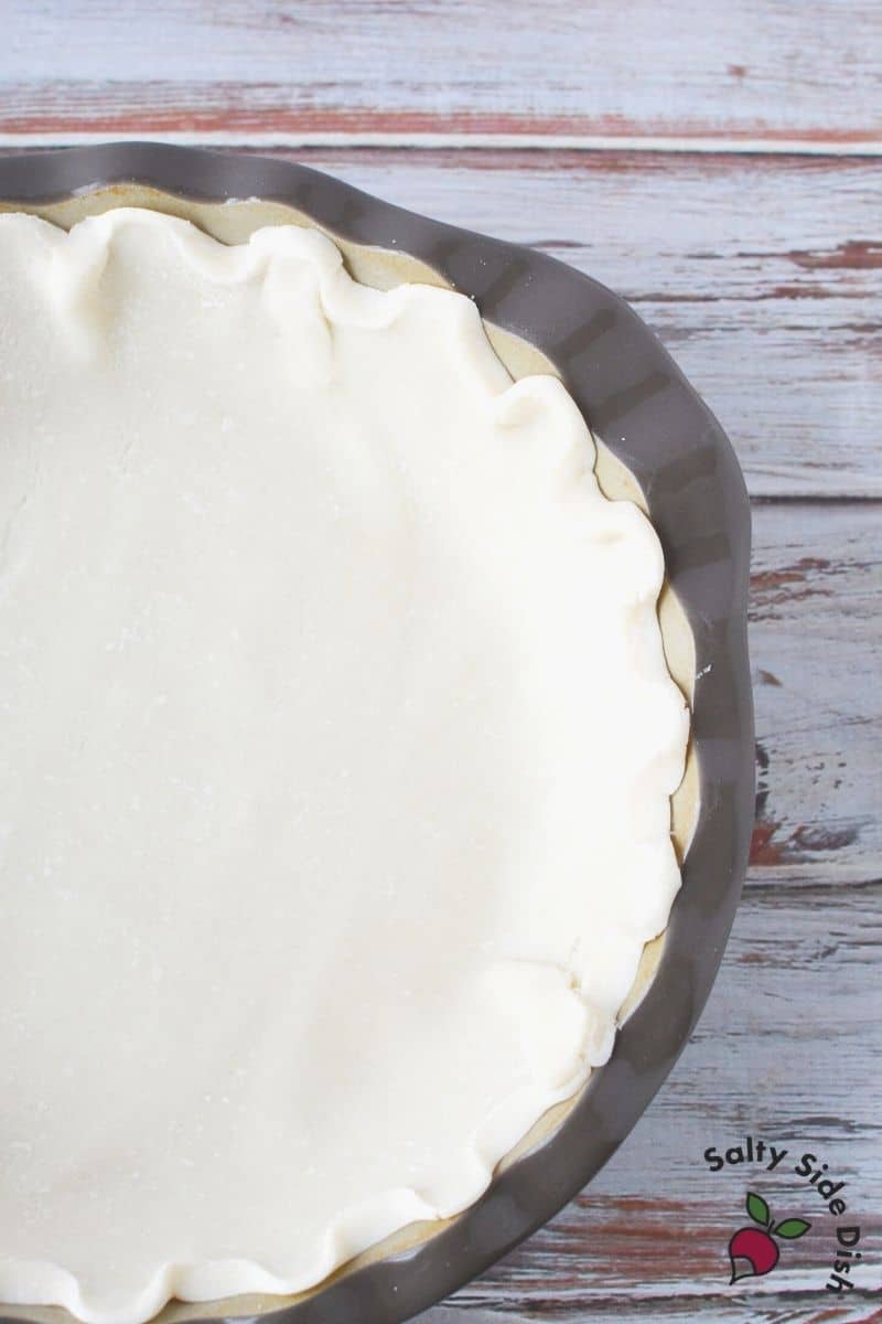 Southern Sweet Potato Pie recipe, the best and easiest sweet potato pie recipe for Thanksgiving and Christmas dessert menus fluted pie crust for sweet potato pie already in pan