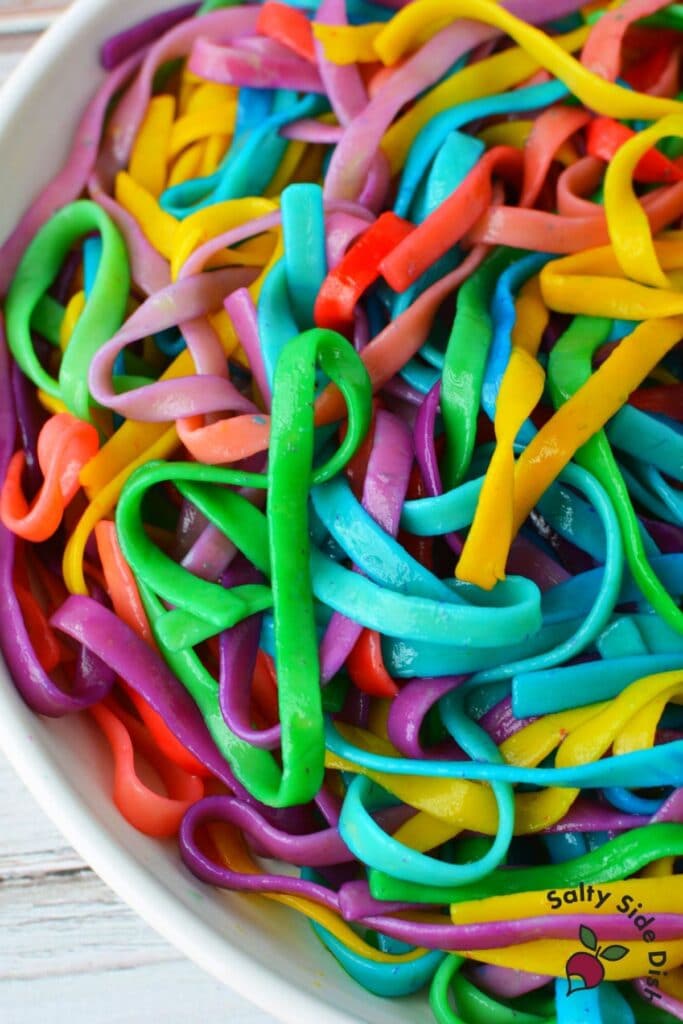 Rainbow Pasta How to dye Noodles