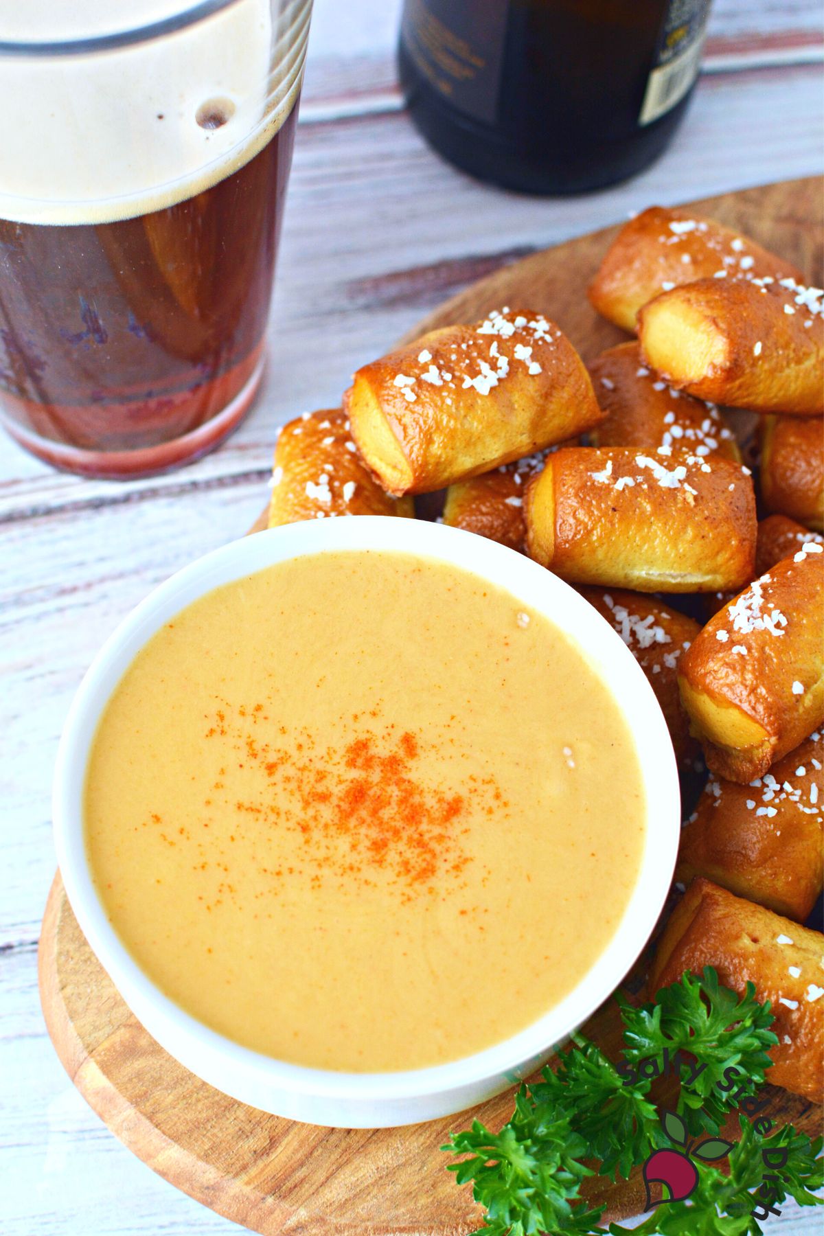Pretzel Cheese Dip (with Beer) Salty Side Dish Recipes