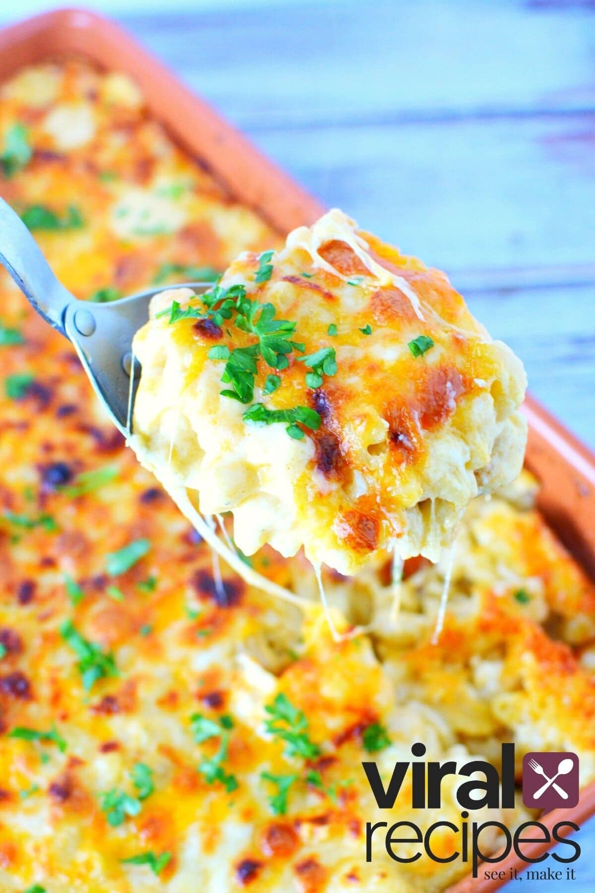 golden brown mac and cheese tiktok recipe.