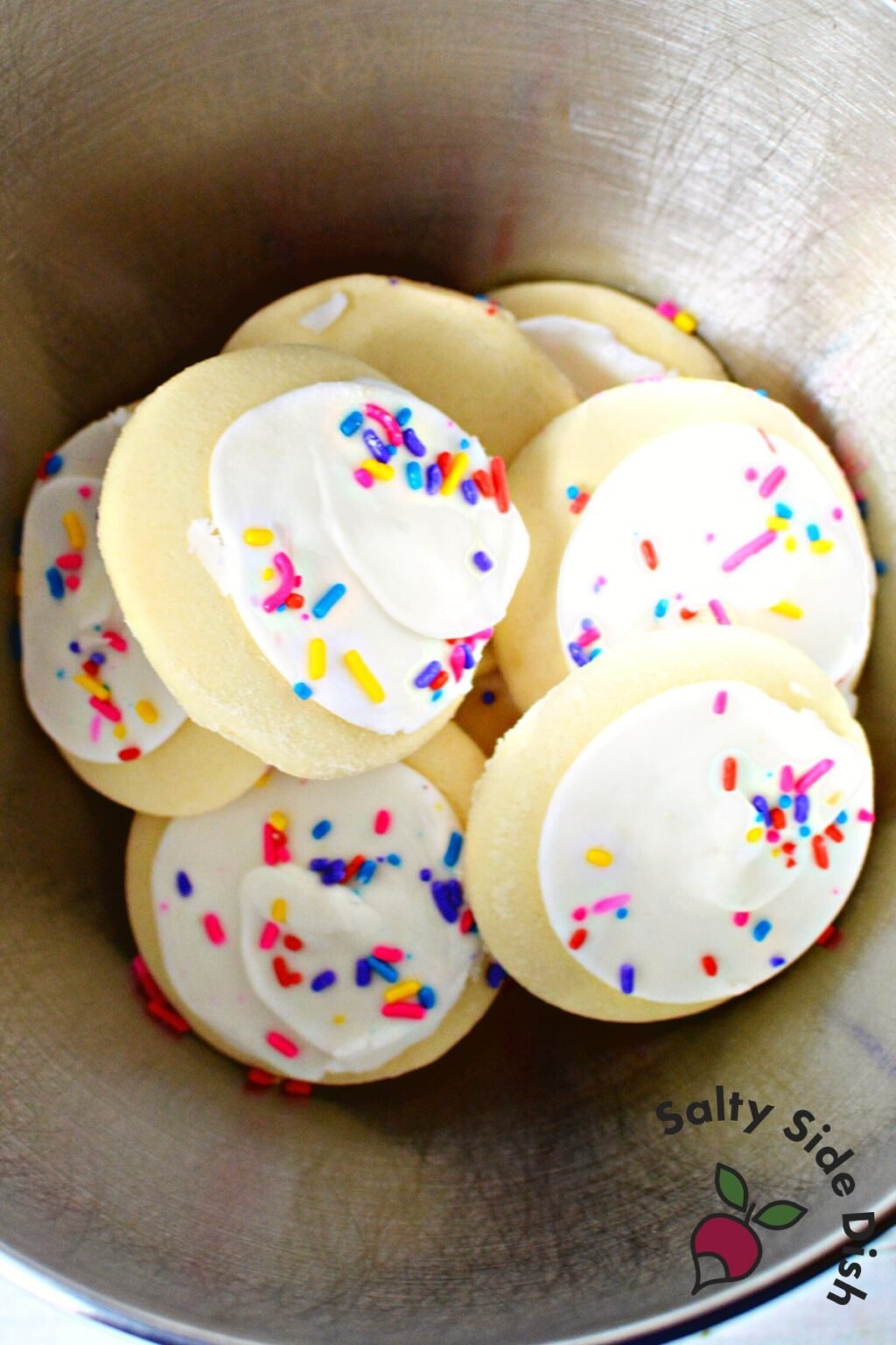 Better than Starbucks Cake Pops (NoBake Lofthouse Cookies)