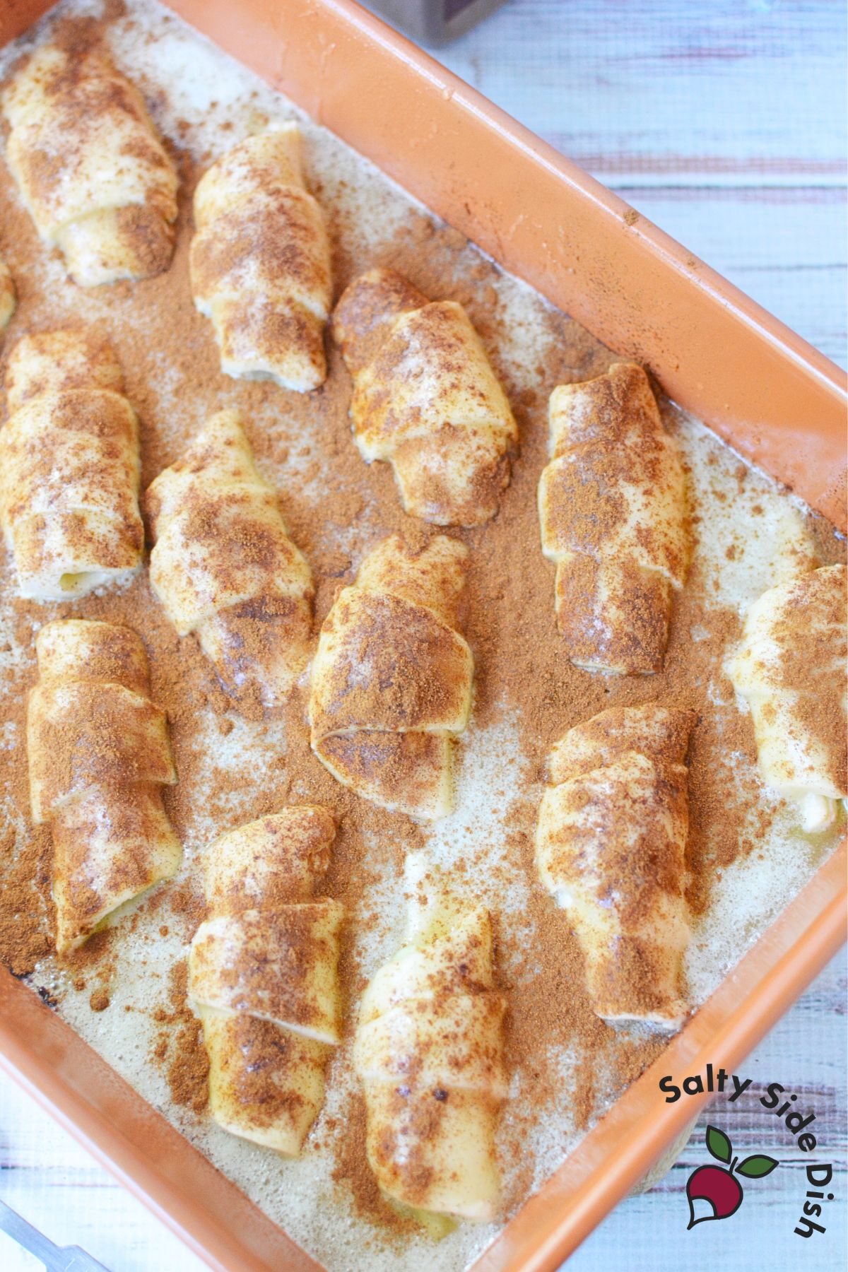 sprinkle with crescent rolls.